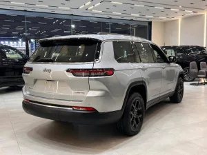 2023 Jeep Grand Cherokee Laredo X