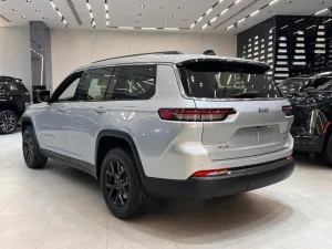 2023 Jeep Grand Cherokee Laredo X