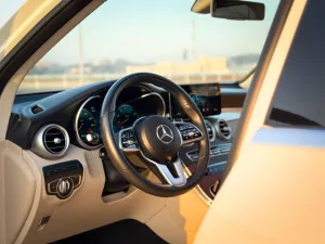 2020 Mercedes-Benz GLC GLC300