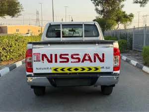 2019 Nissan Navara S