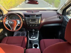 2019 Nissan Navara S