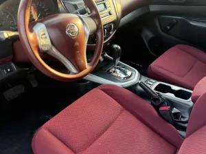 2019 Nissan Navara S