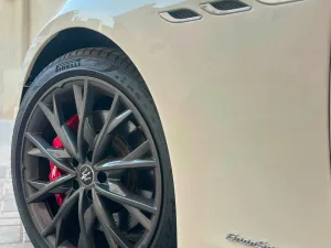 2022 Maserati Ghibli I S