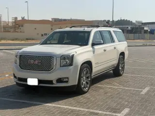 2015 GMC Yukon in Dubai used car