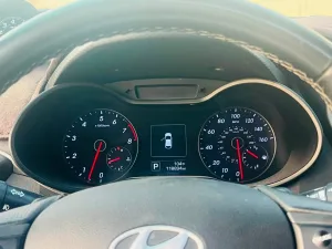 2016 Hyundai Veloster standard
