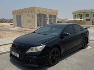 2013 Toyota Aurion في Dubai سيارة مستعملة